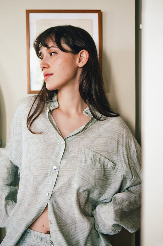 Lounge money shirt Sage